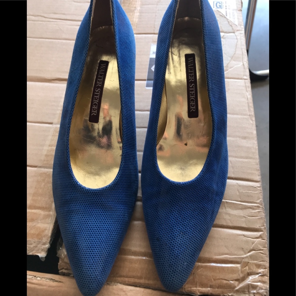 Woman’s shoes